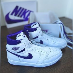 Nike - Womens Air Jordan 1 high OG white/court purple